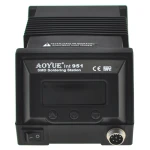 Detalle de las micro pinzas SMD Aoyue 951 en uso