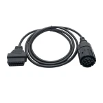 Cable OBD2 para moto BMW mostrando longitud y calidad de materiales