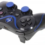 Vista lateral del mando compatible DualShock 3 PS3 Bluetooth negro azul