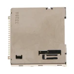 Detalle del zócalo lector de tarjetas SD para Nintendo Switch